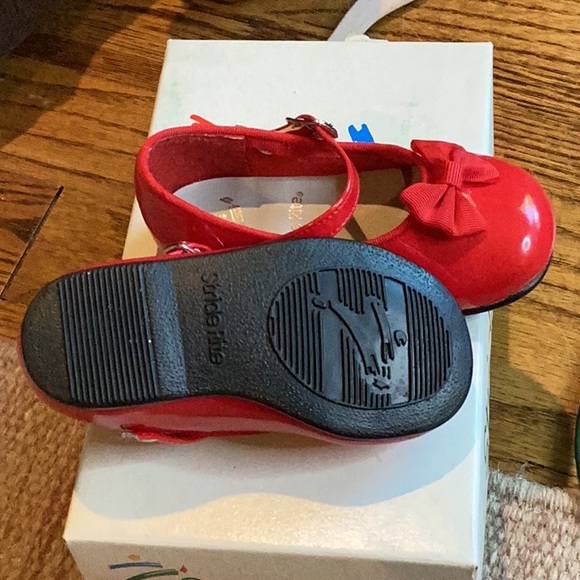 Vintage 1995 GIRL STRIDE RITE PATSY RED PATENT LEATHER BOW SHOES SZ. 3 Months - Picture 7 of 9
